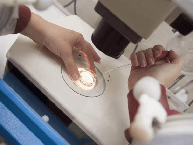 试管囊胚移植几天能测出来怀孕_试管移植囊胚8天试纸_试管移植第6天能测出吗